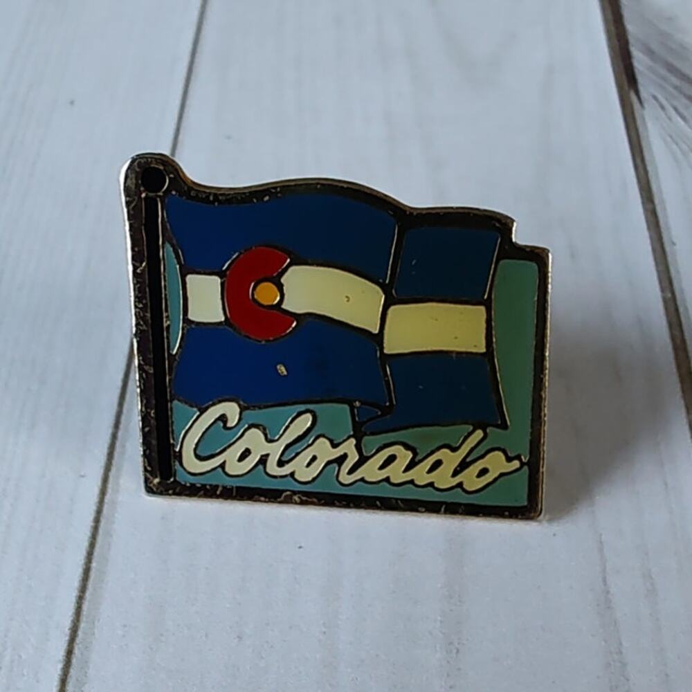 Colorado State Flag Pin Souvenir Travel Hat Lapel Collectible